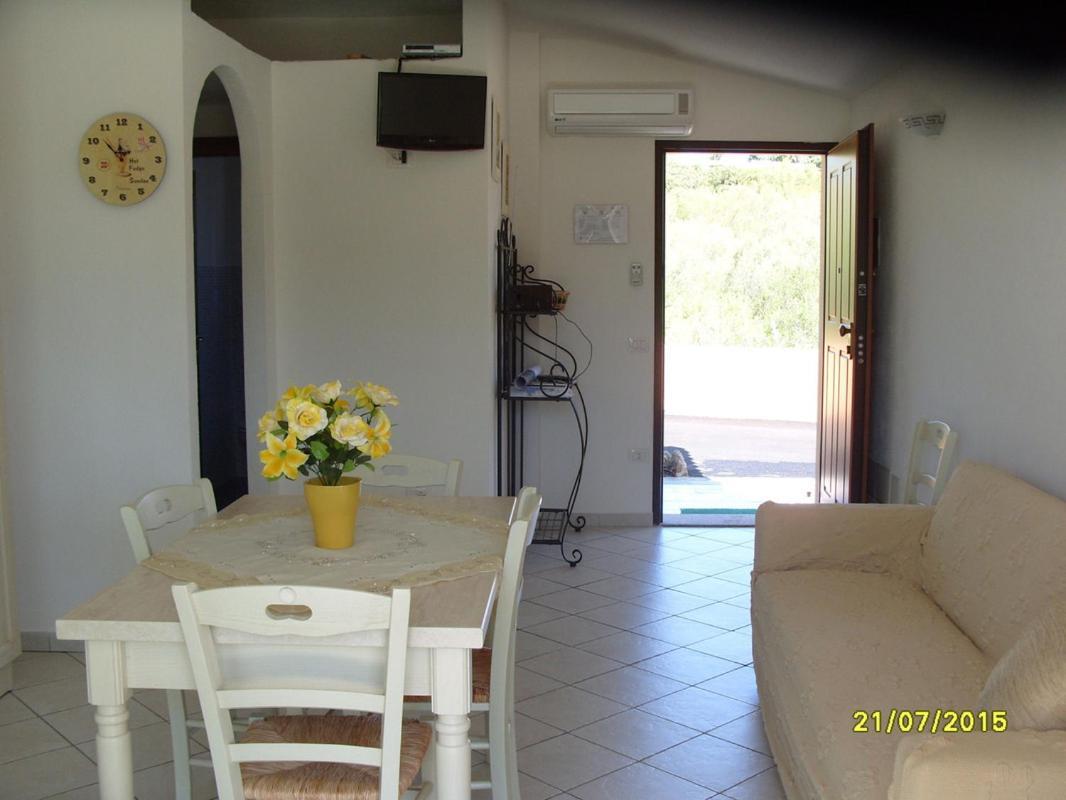 Casadelfaro Con Giardino A Pittulongu 600Metri Dalla Spiaggia Olbia Eksteriør bilde